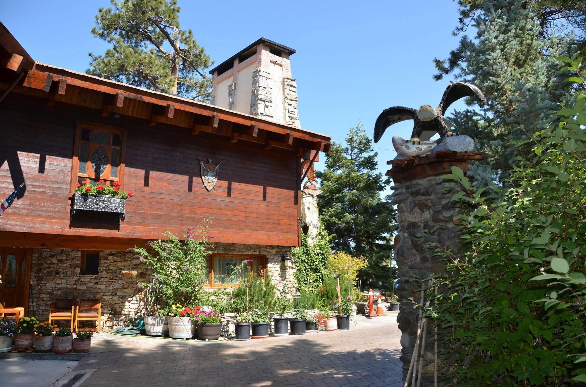 Where Eagles Fly Bed & Breakfast Elk Point Exterior photo