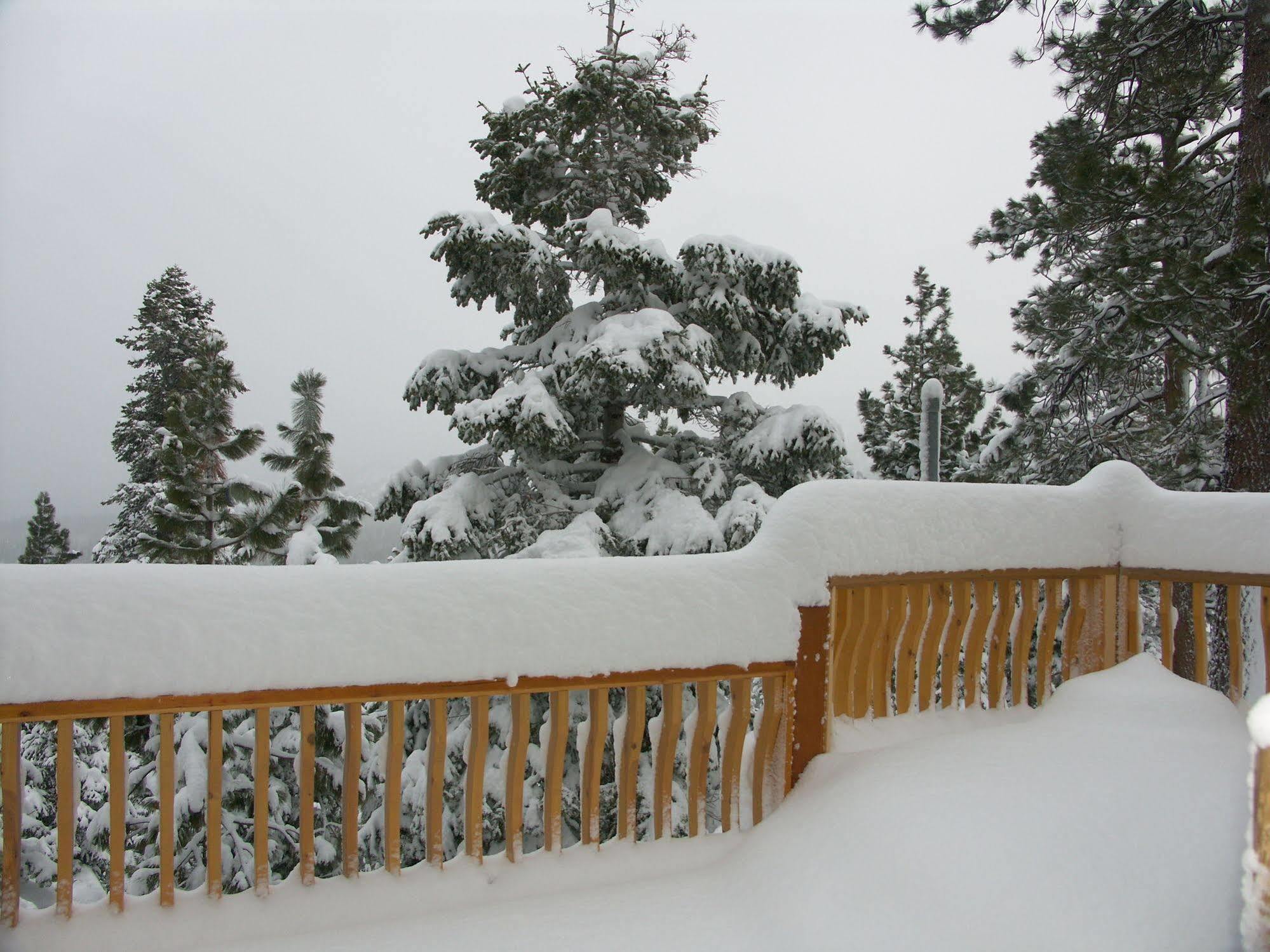 Where Eagles Fly Bed & Breakfast Elk Point Exterior photo